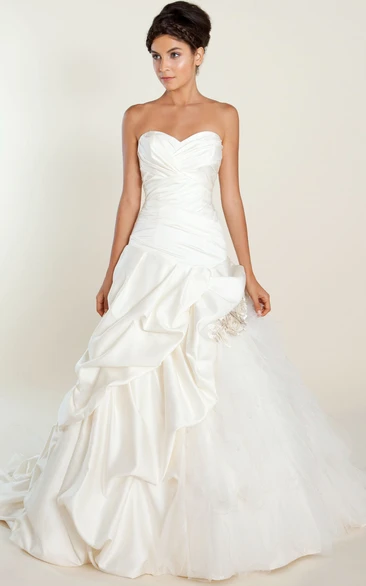 Ball Gown Sweetheart Pick-Up Satin&Tulle Wedding Dress With Criss Cross And Flower