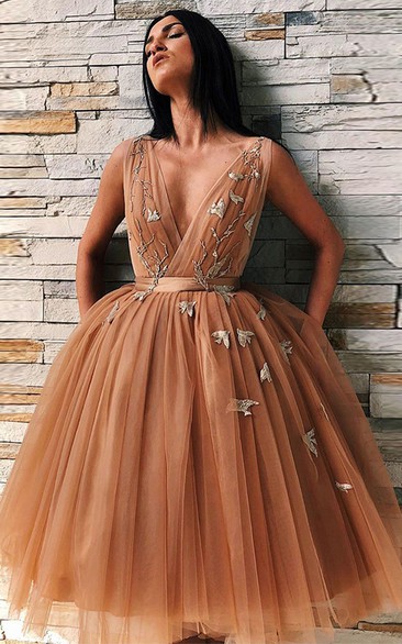 Sexy Ball Gown Tulle Plunging Neckline Sleeveless with Appliques Homecoming Dress