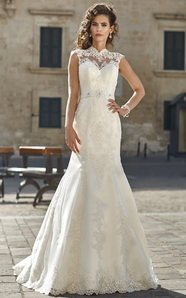 Mermaid High-Neck Sleeveless Appliqued Floor-Length Lace Wedding Dress With Waist Jewellery