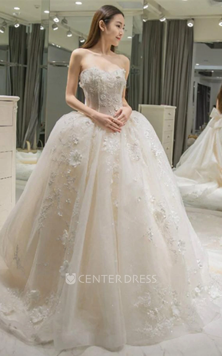 Ball Gown Sweetheart Lace Tulle Zipper Wedding Gown