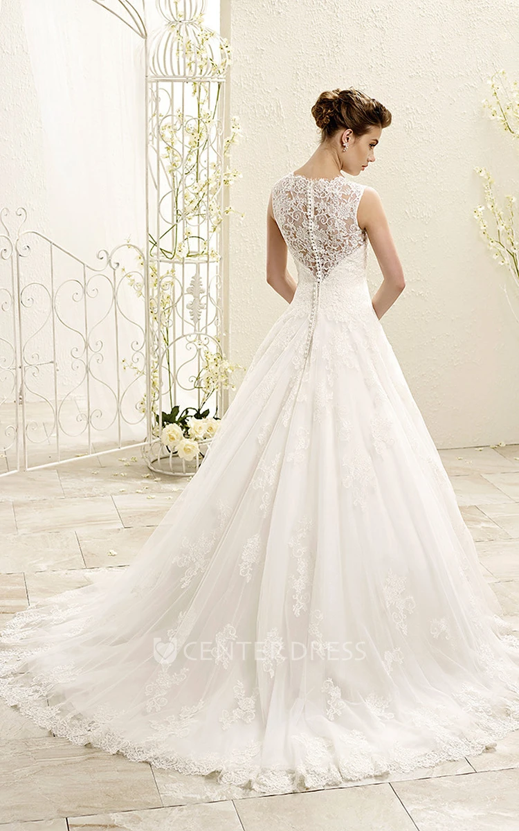 A-Line Sleeveless Appliqued High-Neck Maxi Lace Wedding Dress