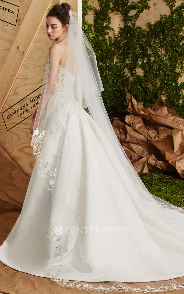 A-Line Sleeveless Strapless Appliqued Floor-Length Satin Wedding Dress