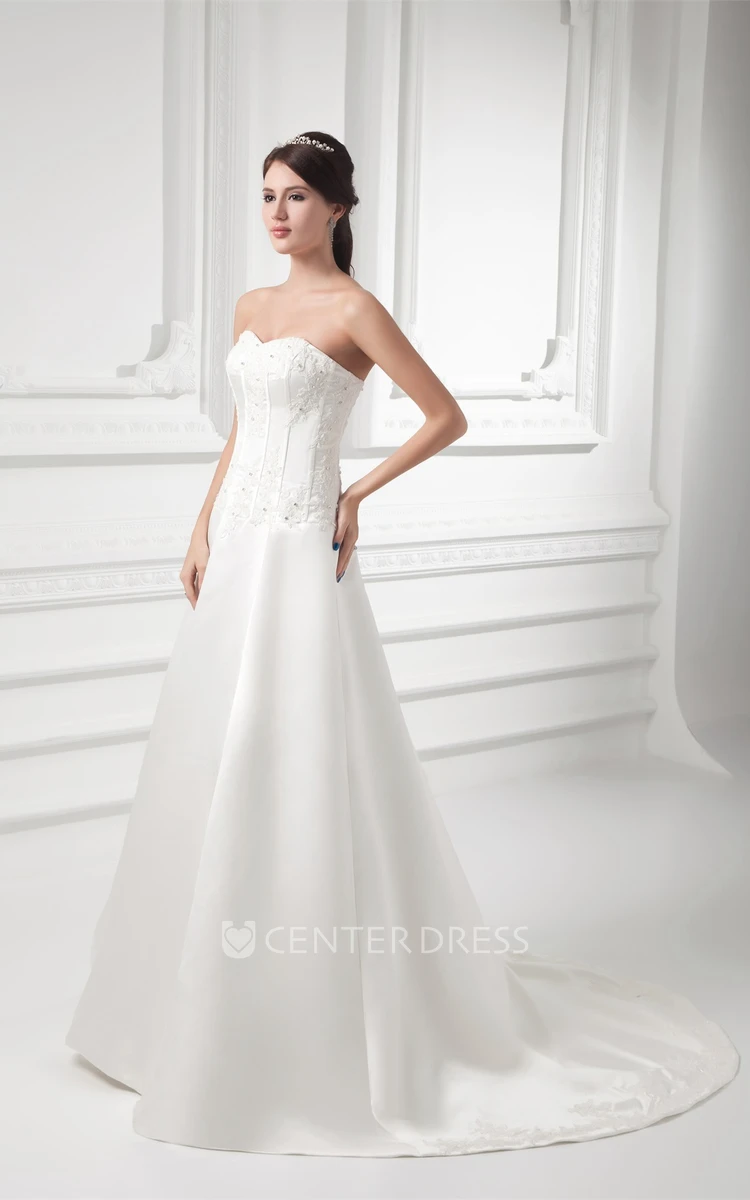 Sweetheart Sleeveless Satin A-Line Wedding Gown with Appliqued Bodice