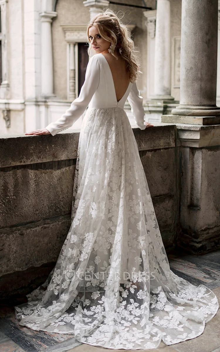Lace A-Line Beach Wedding Dress V-neck Appliques Elegant Classy 2024 Women