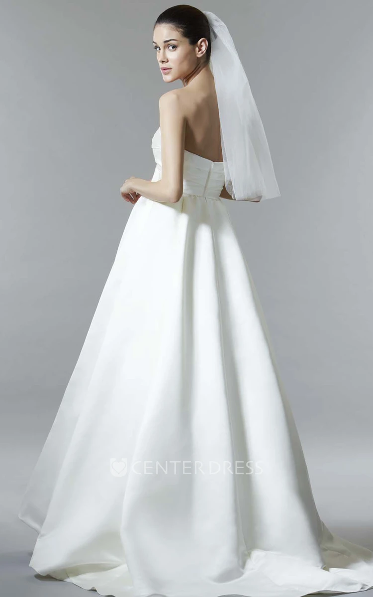 A-Line Bowed Strapless Sleeveless Floor-Length Satin Wedding Dress With Backless Style And Draping