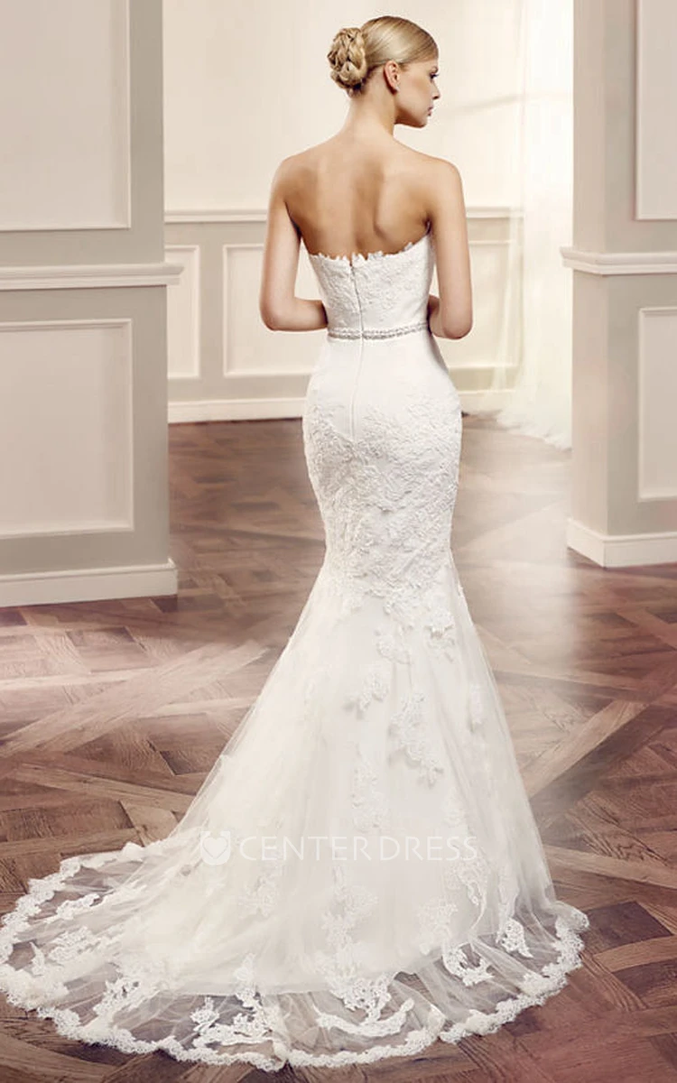 Strapless Long Appliqued Lace Wedding Dress With Court Train