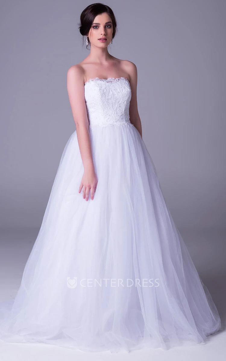 A-Line Strapless Tulle Wedding Dress With Lace