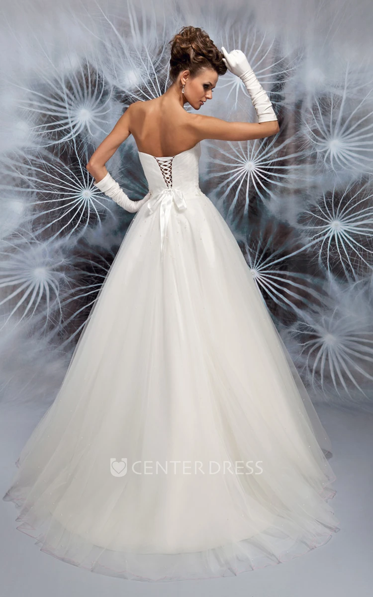 Ball Gown Long Sweetheart Tulle Wedding Dress With Appliques And Corset Back