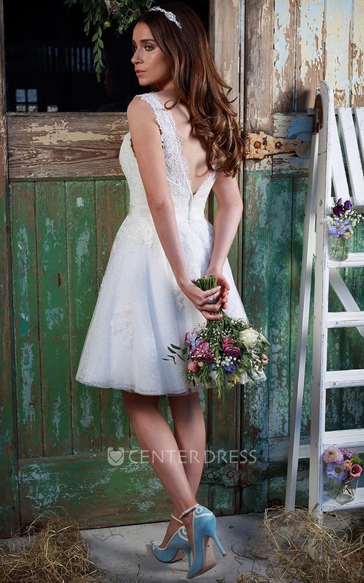 A-Line Jeweled Short Sleeveless Square-Neck Lace Wedding Dress With Appliques And V Back