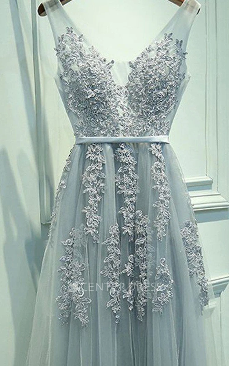 Sleeveless Floor-length A-Line V-neck Lace Tulle Dress