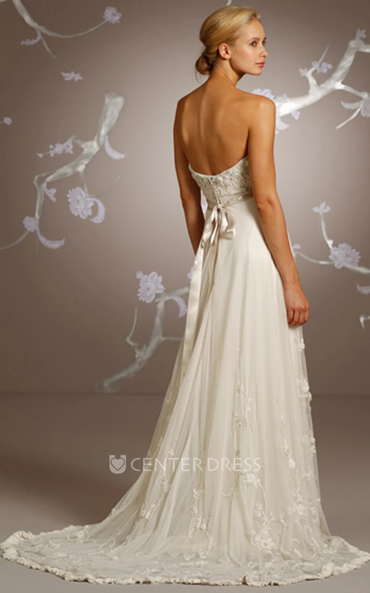 Demure Hand-beaded Embroidered Floor Length Dress With Scalloped Hem