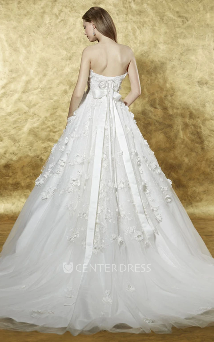 Ball-Gown Sleeveless Strapless Long Floral Tulle Wedding Dress With Backless Style And Bow