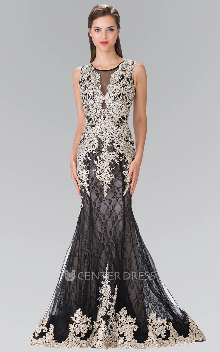Mermaid Long Scoop-Neck Sleeveless Lace Court Train Dress With Appliques