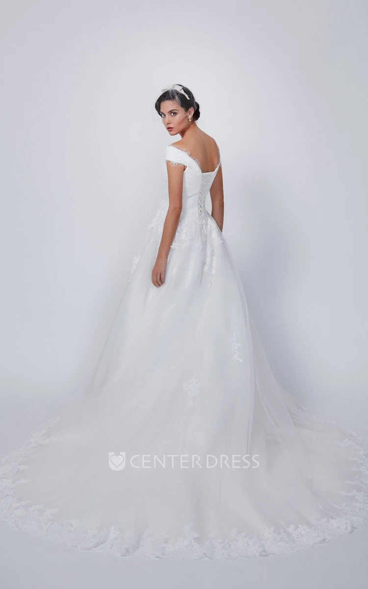 Ball Gown Long V-Neck Tulle&Lace Wedding Dress With Appliques And Corset Back