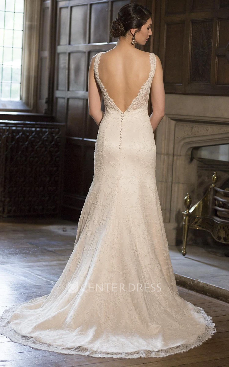 V-Neck Floor-Length Appliqued Sleeveless Lace Wedding Dress With Ruffles