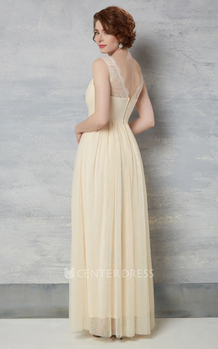 V-Neck Sleeveless Floor-Length Ruched Chiffon Wedding Dress With Lace And Pleats