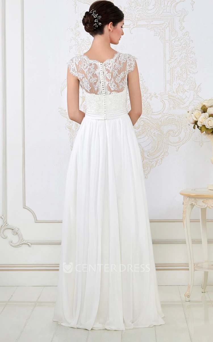 A-Line Sleeveless Long Scoop-Neck Appliqued Wedding Dress With Pleats