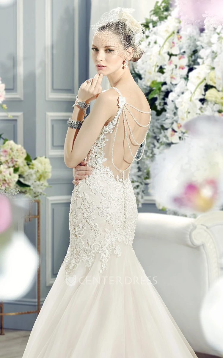 A-Line Appliqued Floor-Length Sleeveless Spaghetti Lace Wedding Dress With Court Train And Backless Style