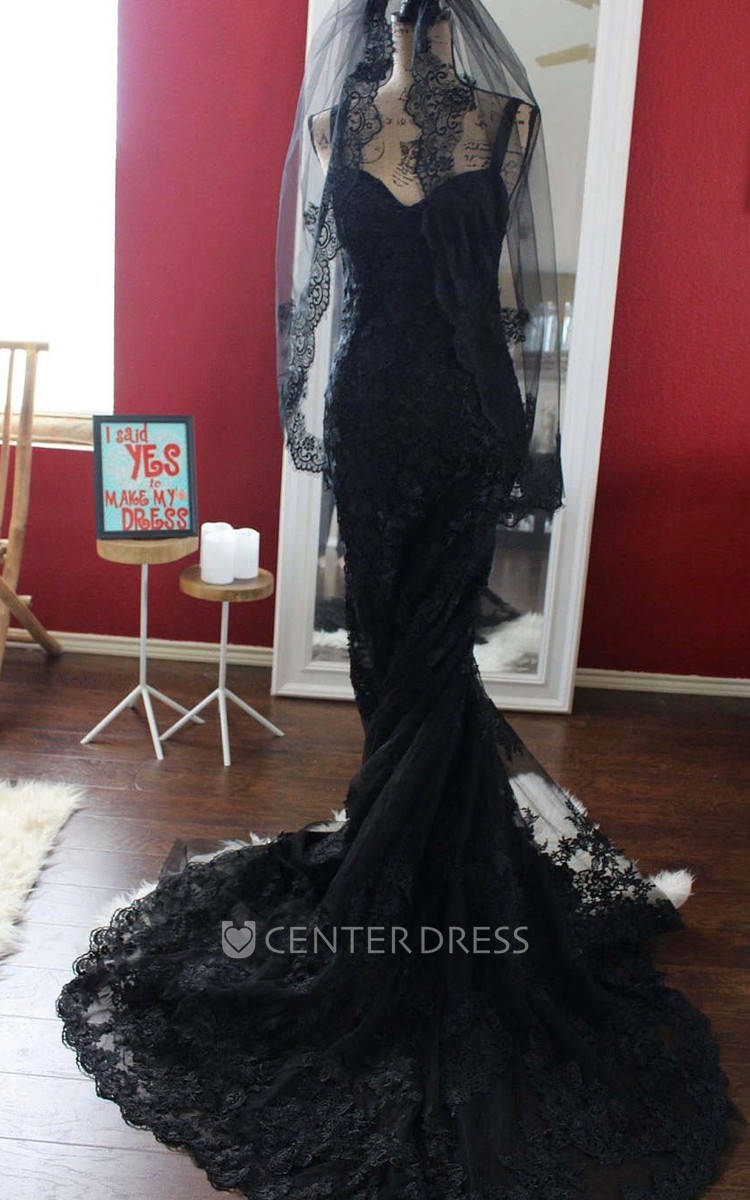 Black trumpet shop wedding dress