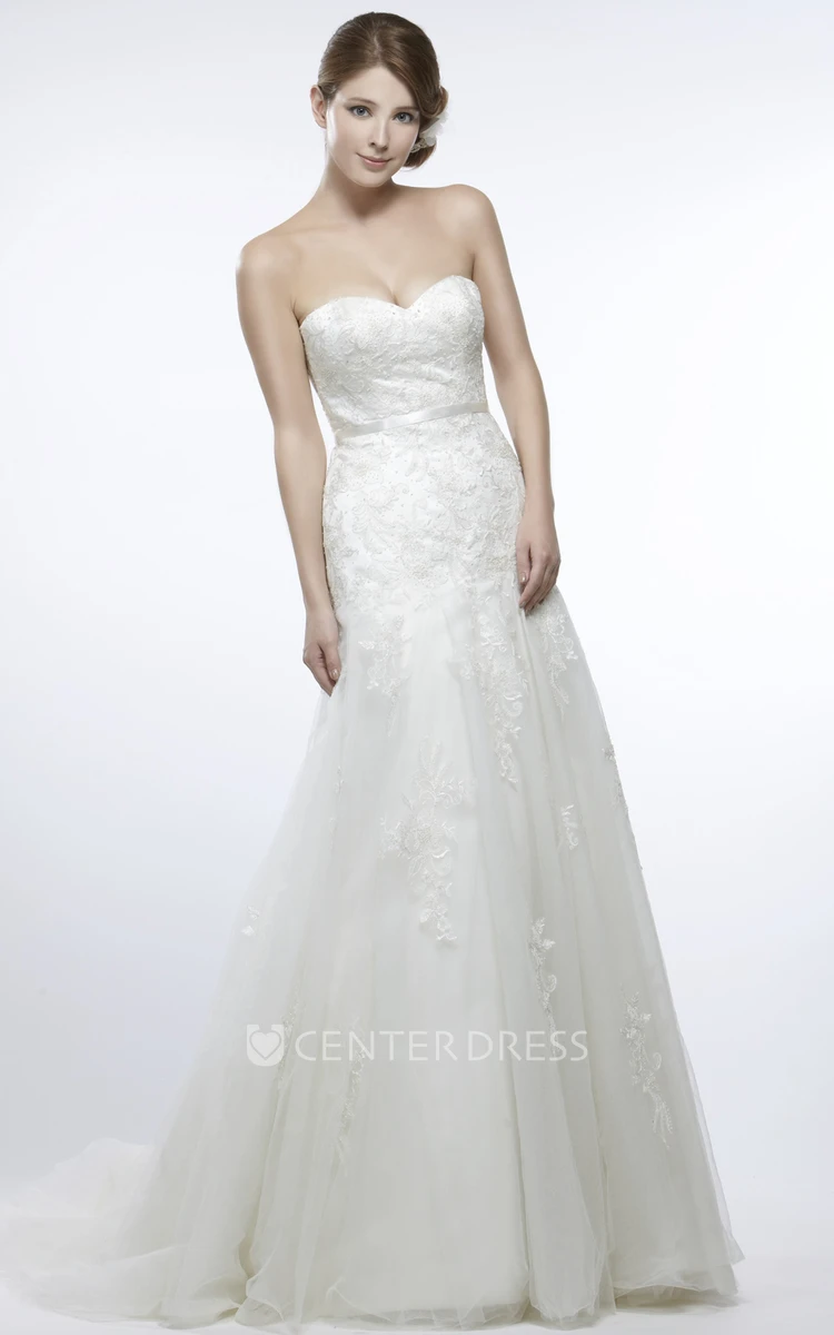 Sheath Long Sweetheart Tulle Wedding Dress With Appliques And V Back