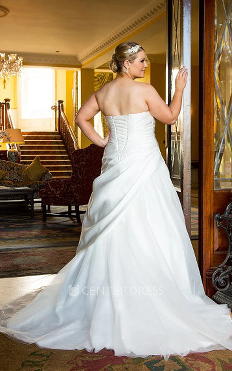 Sweetheart Lace-Up Taffeta Wrapped Bridal Gown With Tulle Train