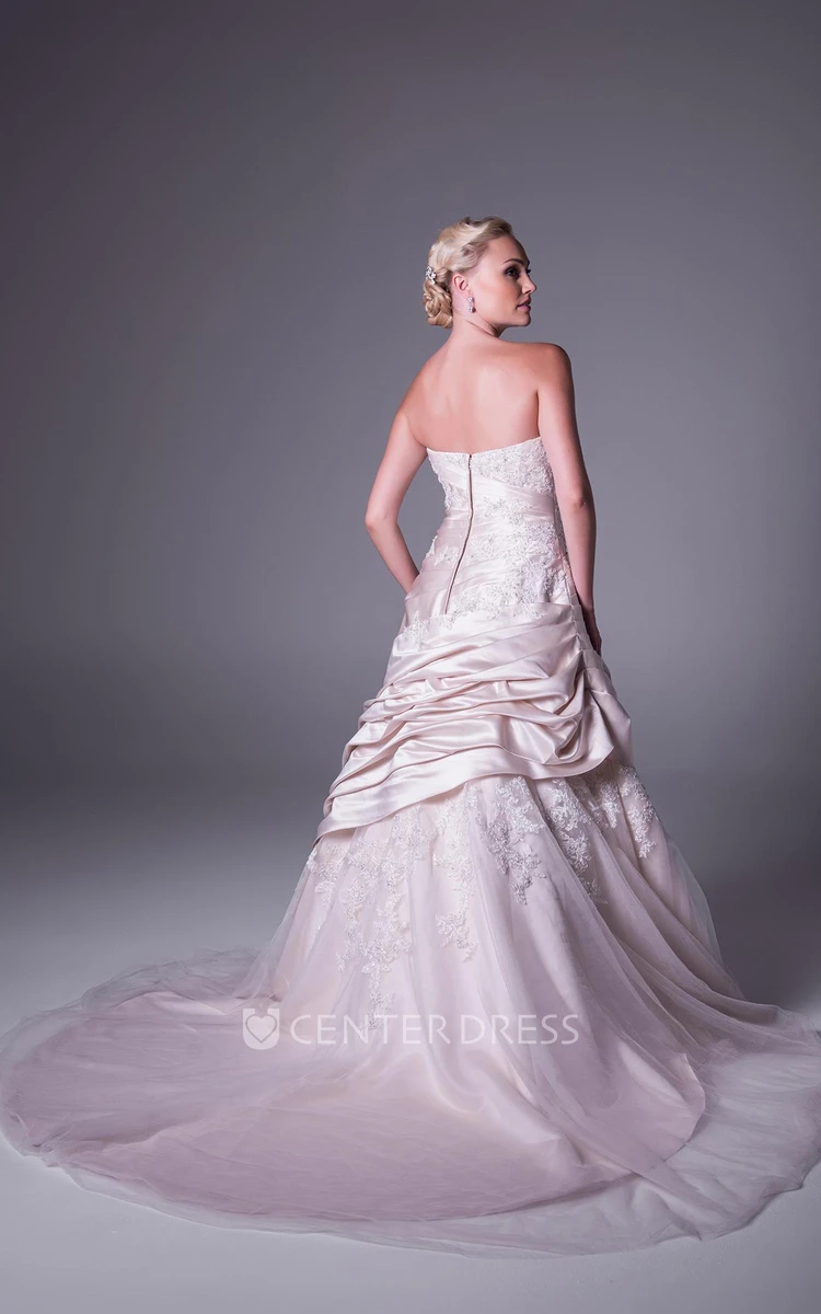 A-Line Sleeveless Pick-Up Floor-Length Strapless Satin&Tulle Wedding Dress With Appliques