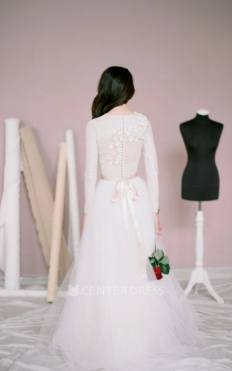 Modest Jewel Neck Long Sleeve A-Line Tulle Wedding Dress