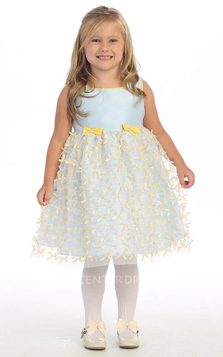 Sleeveless Bowed Flower Girl Dress