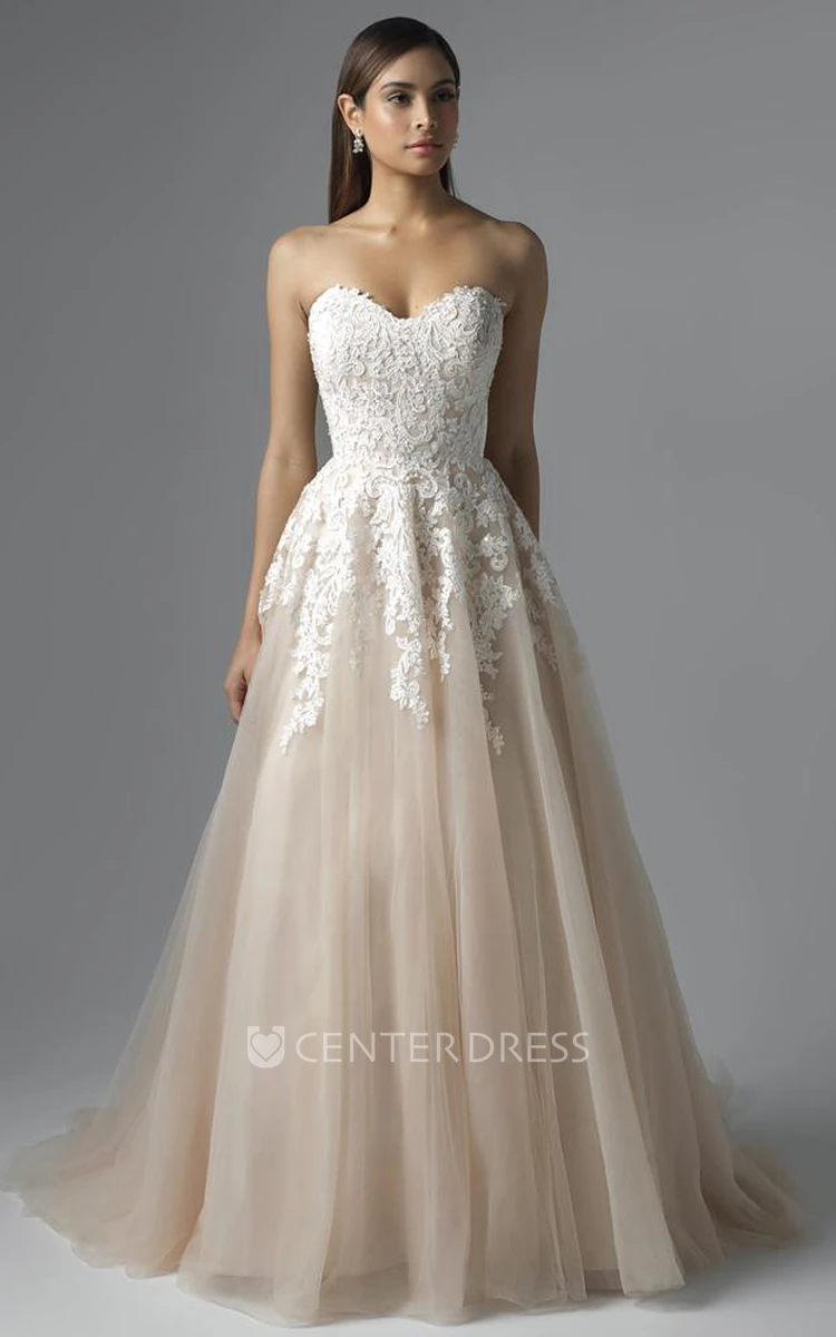 A-Line Sweetheart Appliqued Floor-Length Sleeveless Lace&Tulle Wedding Dress With Pleats And Lace-Up Back