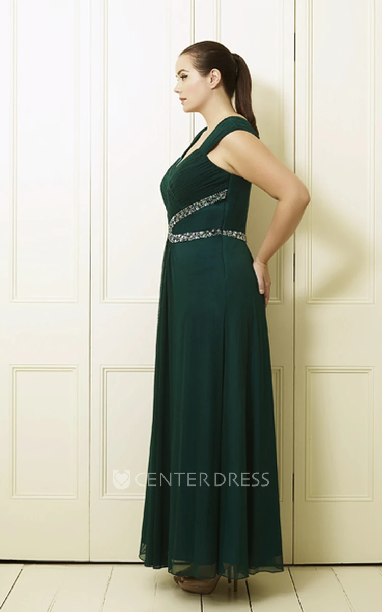 A-Line Knee-Length Sleeveless Beaded Queen-Anne Chiffon Plus Size Prom Dress With Ruching