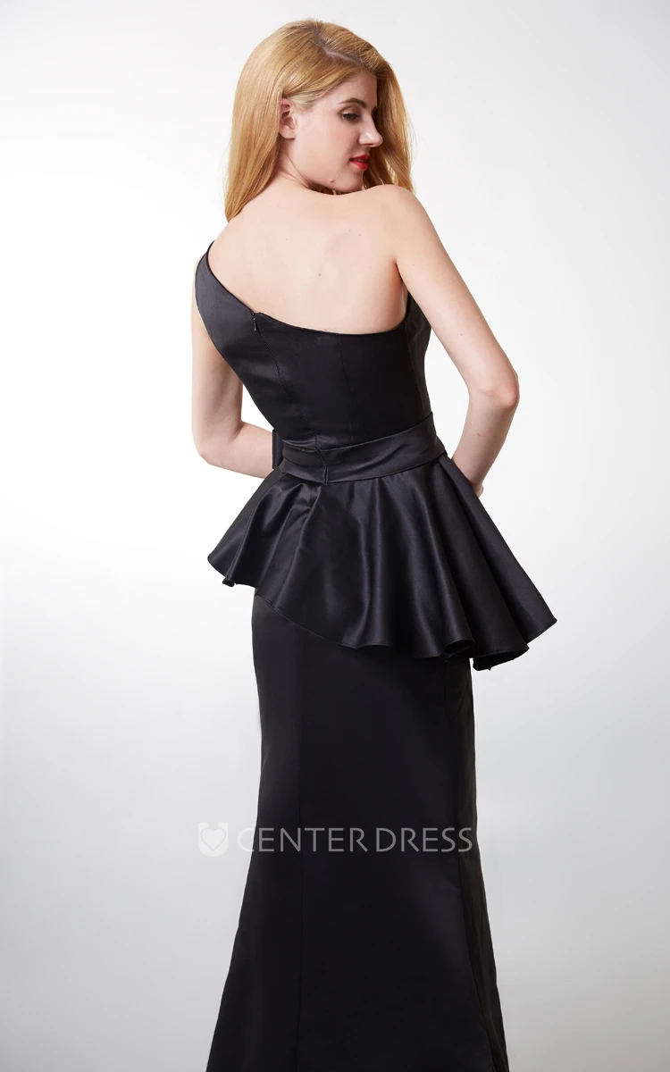 Enchanting One Strap Gown With Ribbon and Peplum