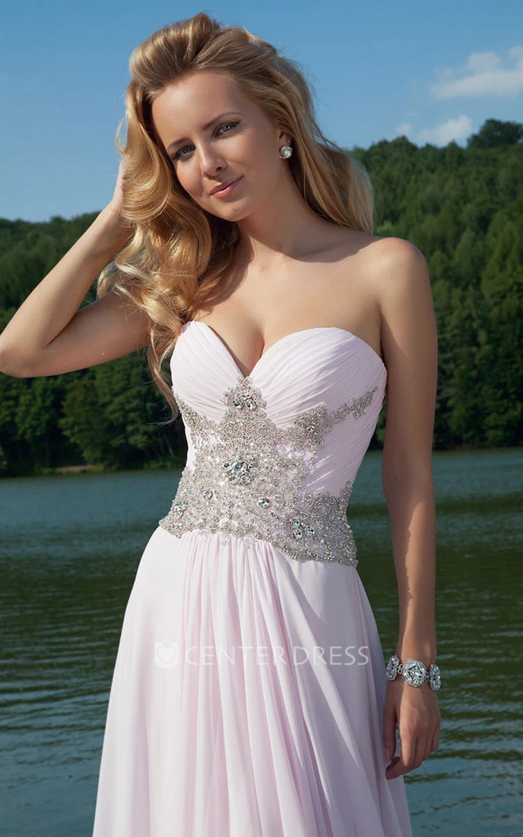 Ruched Sleeveless Maxi Sweetheart Chiffon Prom Dress With Beading And Pleats