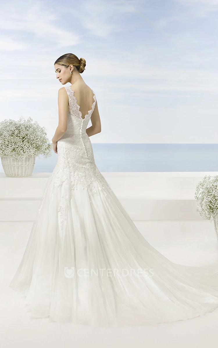 A-Line V-Neck Sleeveless Appliqued Long Lace&Tulle Wedding Dress With Waist Jewellery And Pleats