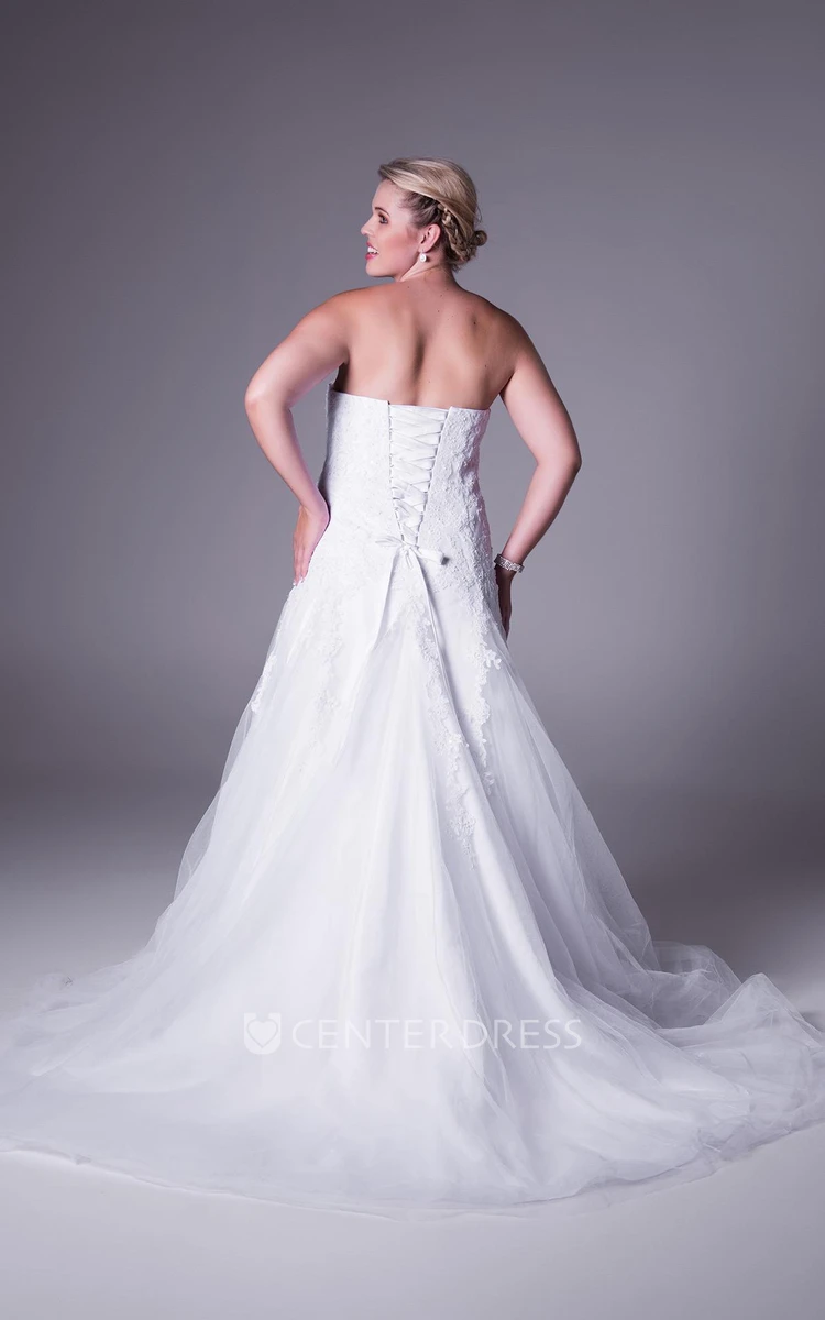 A-Line Strapless Tulle&Lace Plus Size Wedding Dress With Lace Up