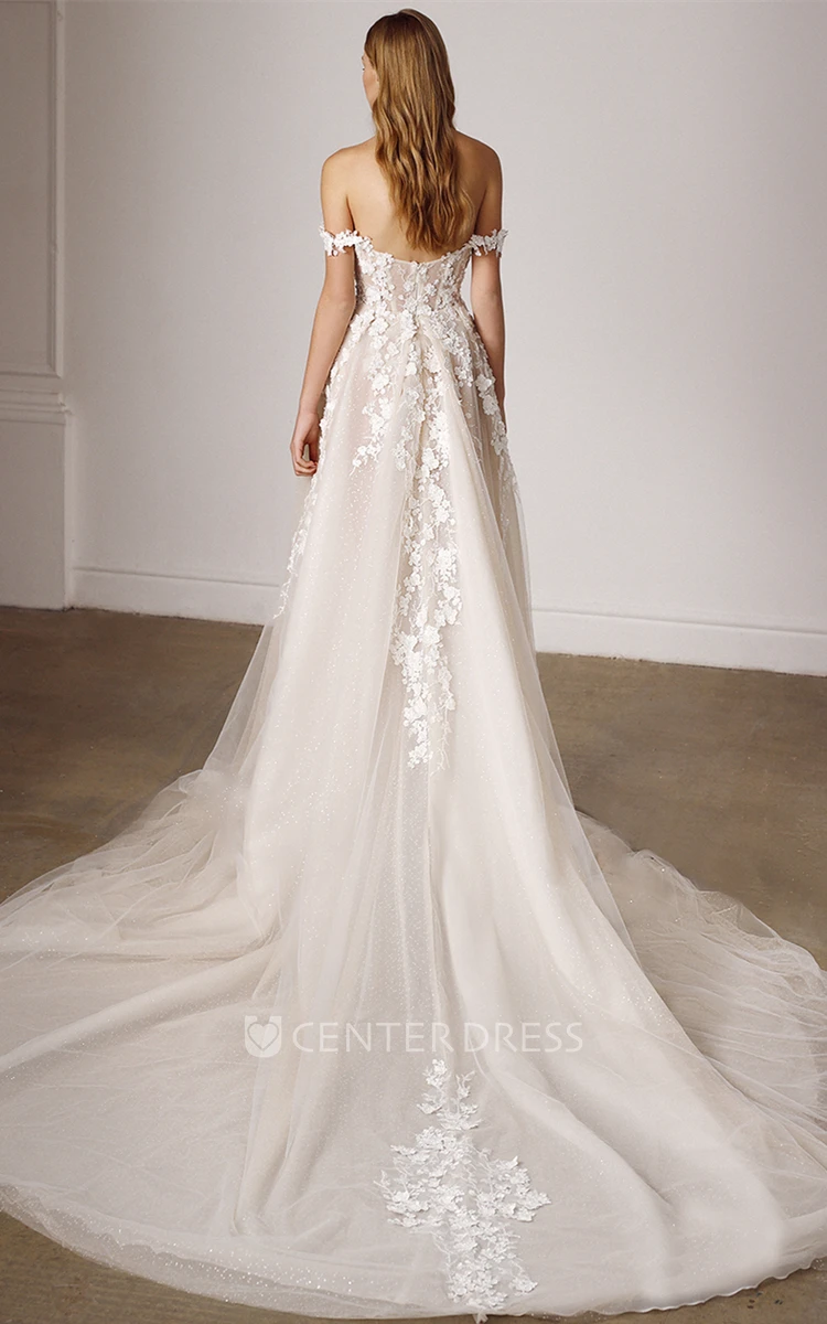 Exquisite A Line Tulle Off-the-shoulder Wedding Dress with Appliques