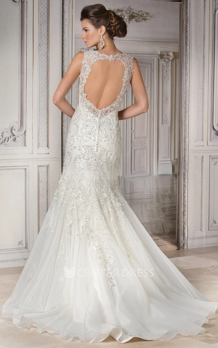Cap-sleeved Mermaid Wedding Dress with Appliques and Keyhole Back