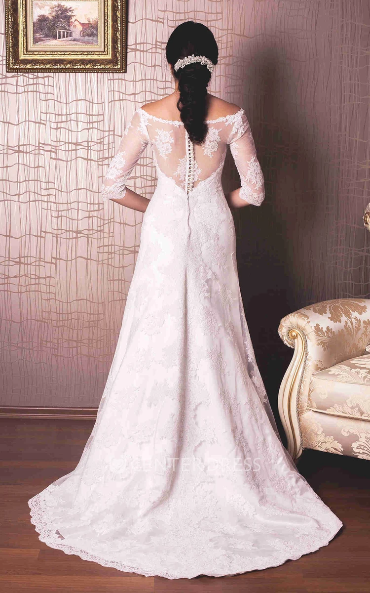 Sheath Half-Sleeve Long Scoop-Neck Lace Wedding Dress With Appliques And Illusion