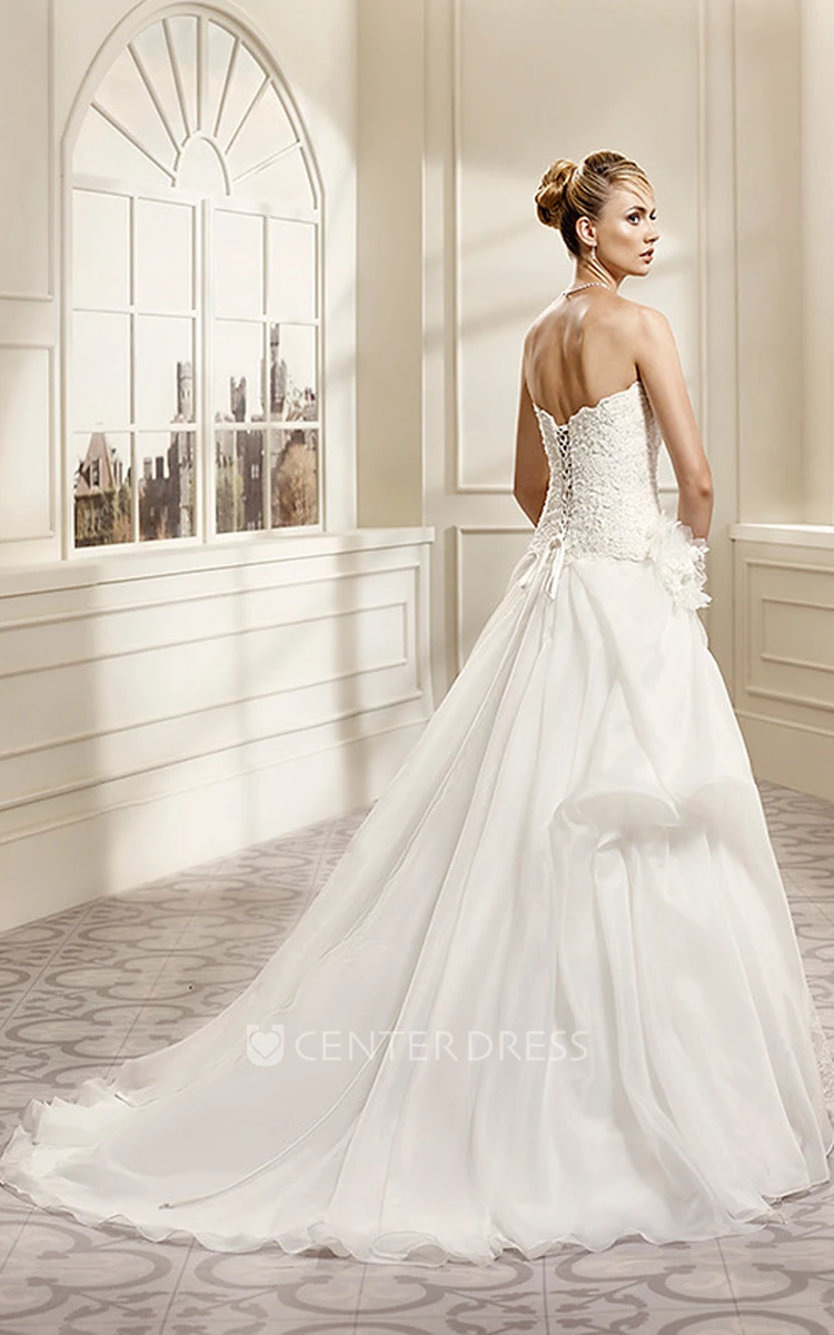 A-Line Sweetheart Long Organza&Lace Wedding Dress With Appliques And Draping