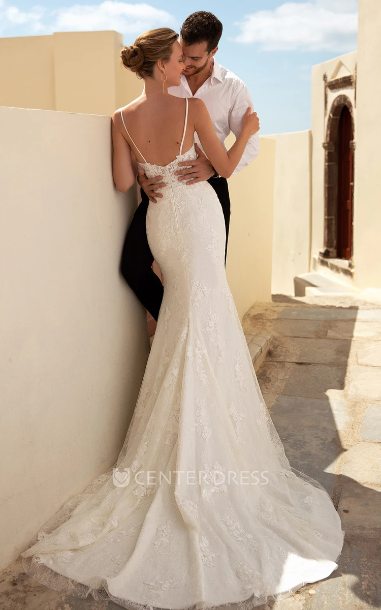 Ethereal Trumpet Open Back Lace Wedding Dress With Spaghetti Straps And Appliques