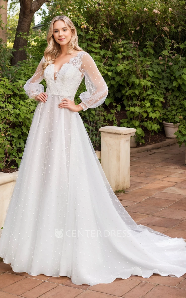 Country Garden A-Line Bohemian Lace Tulle Wedding Dress Vintage Floral Appliqued Long Puff Sleeve Diamond-Shaped Back Bridal Gown with Train