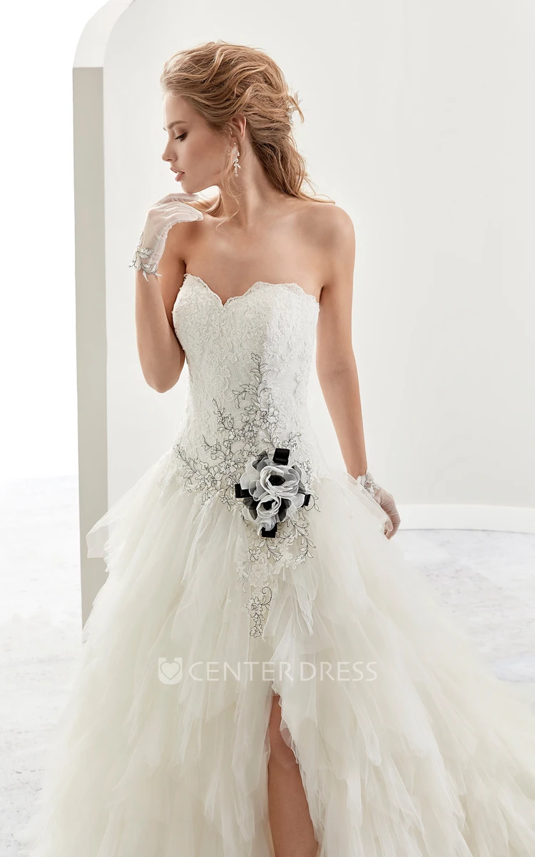 Sweetheart Beaded Flower Lace Bridal Gown with Side Split and Ruffles