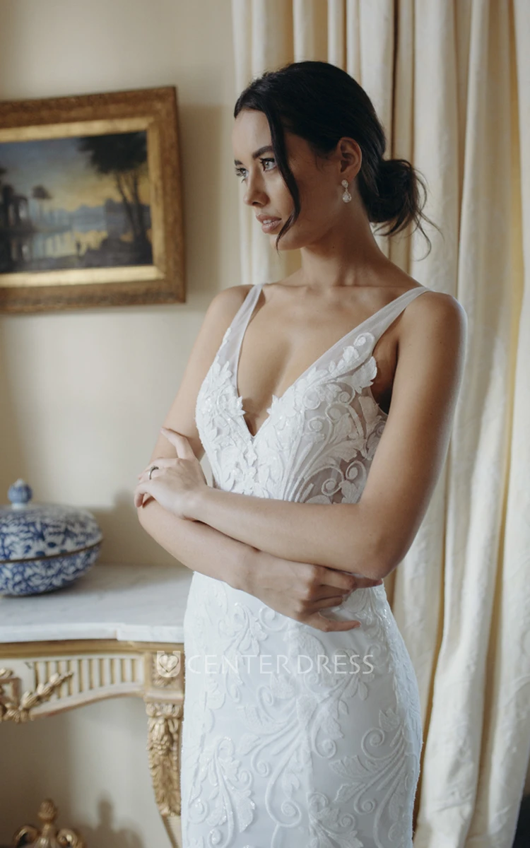 Plunging V-neck Sexy Mermaid Sleeveless Lace Bridal Gown With Deep V-back And Court Train