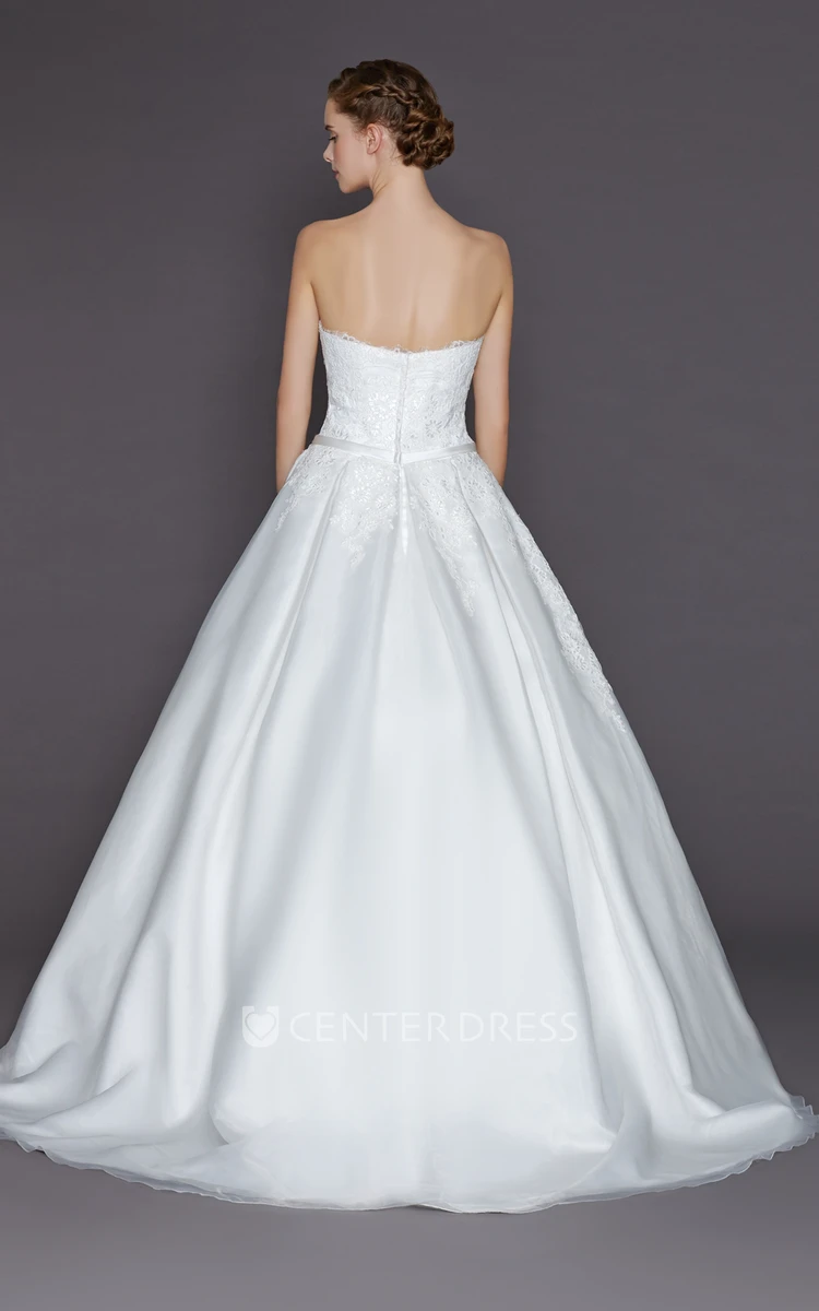 Ball Gown Sweetheart Tulle&Satin Wedding Dress