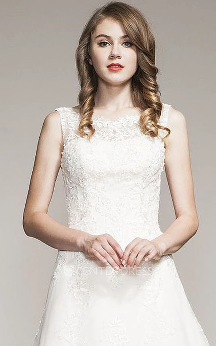 A-Line Sleeveless Bateau-Neck Appliqued Floor-Length Lace Wedding Dress