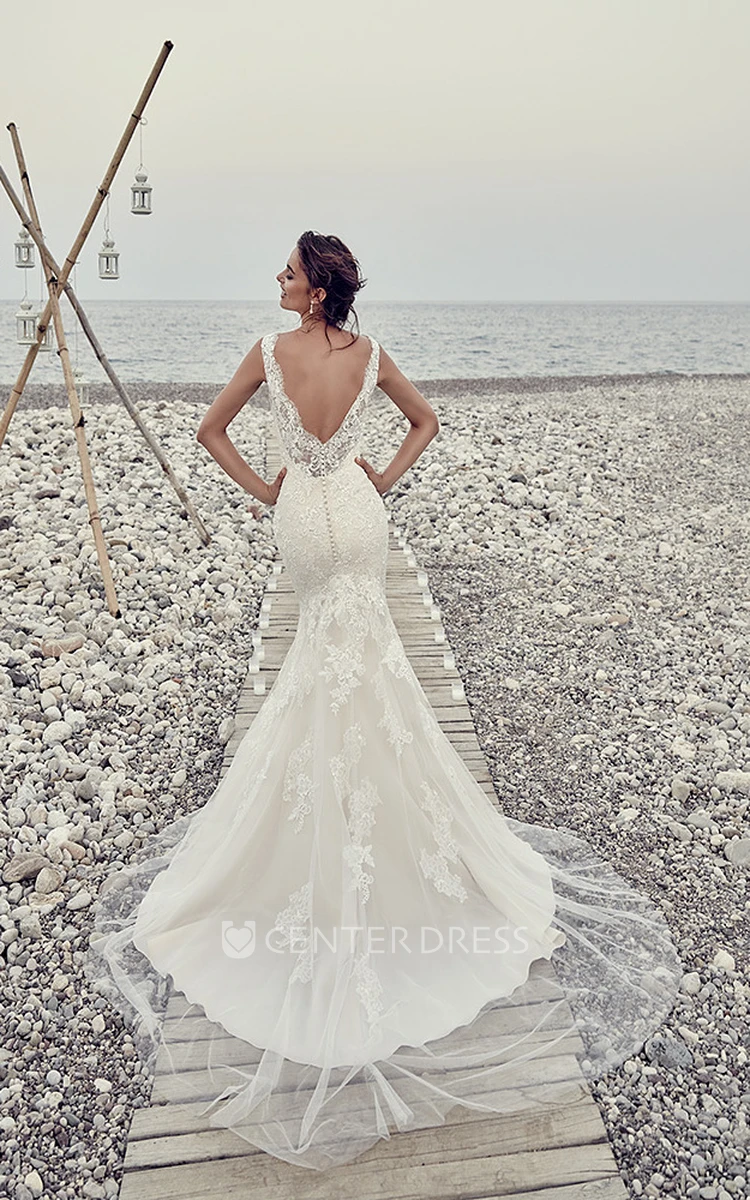 Sheath Sleeveless Long Scoop-Neck Tulle&Lace Wedding Dress With Appliques And Deep-V Back