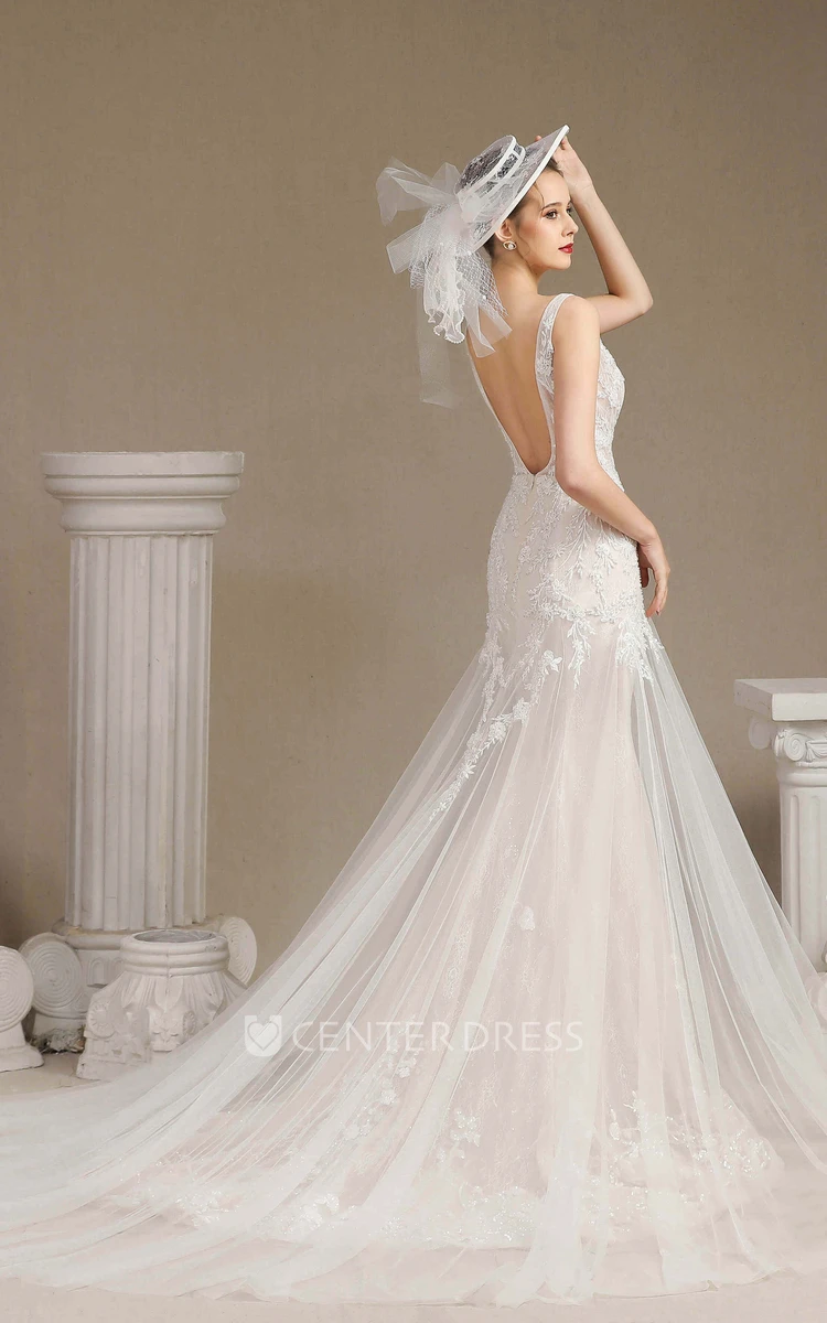 Lace Open Back Illusion Sleeveless Plunging Mermaid Appliqued Wedding Dress With Chapel Train
