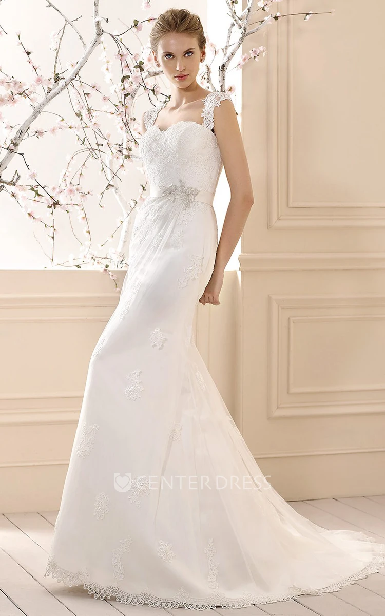 Sheath Floor-Length Strapped Sleeveless Appliqued Lace Wedding Dress