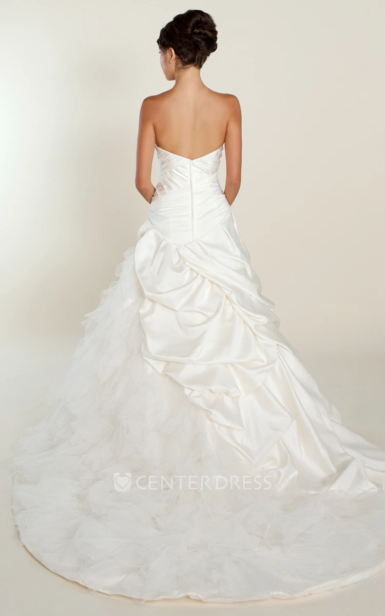 Ball Gown Sweetheart Pick-Up Satin&Tulle Wedding Dress With Criss Cross And Flower