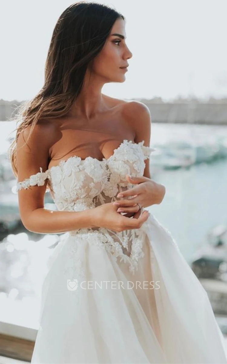 Casual Sleeveless Off-the-shoulder A Line Tulle Chapel Train Wedding Dress