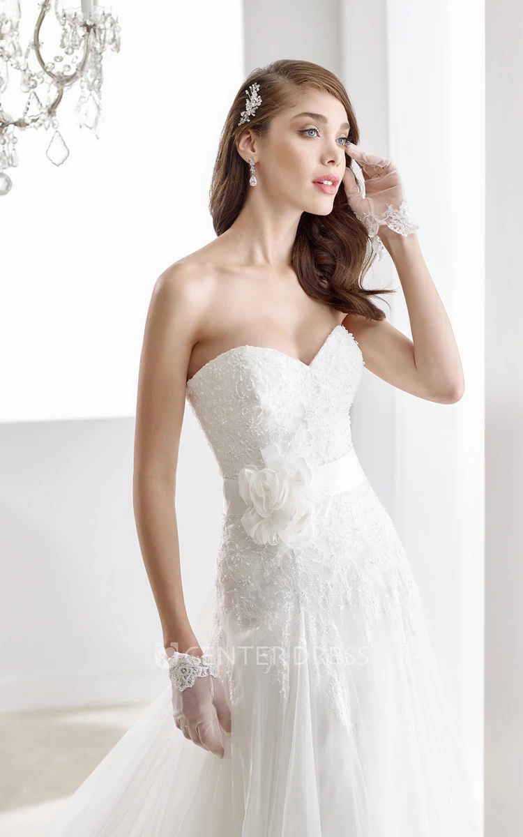 Sweetheart Wedding Gown with Flower on Side Waist and Back Bow